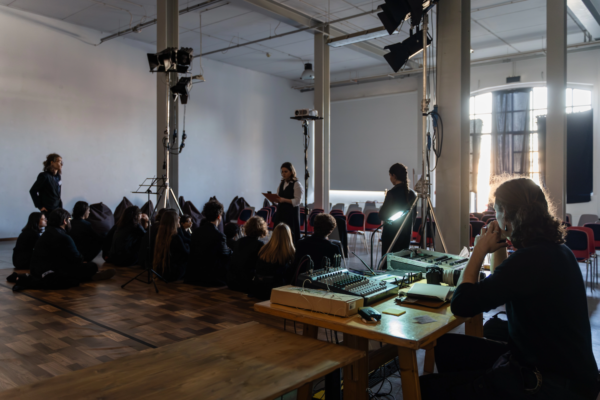 Riunione organizzativa delle maschere di sala in vista della conferenza-spettacolo del maestro Haruisa Kawamura